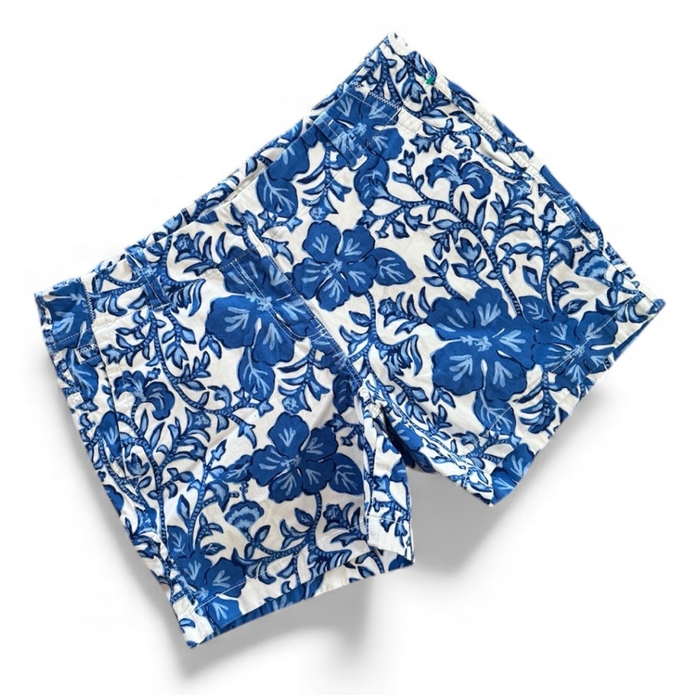 Vineyard Vines Blue and White Floral Cotton Shorts